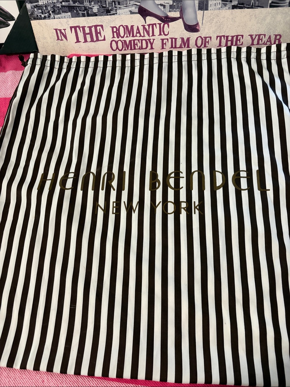 Henri Bendel No 7 Quilted lambskinnTote Bag in Light Gray - Picture 4 of 16